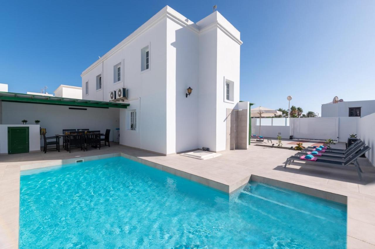 Villa Togio 2 By Villa Plus ปูแอร์โตเดลคาร์เมน ภายนอก รูปภาพ